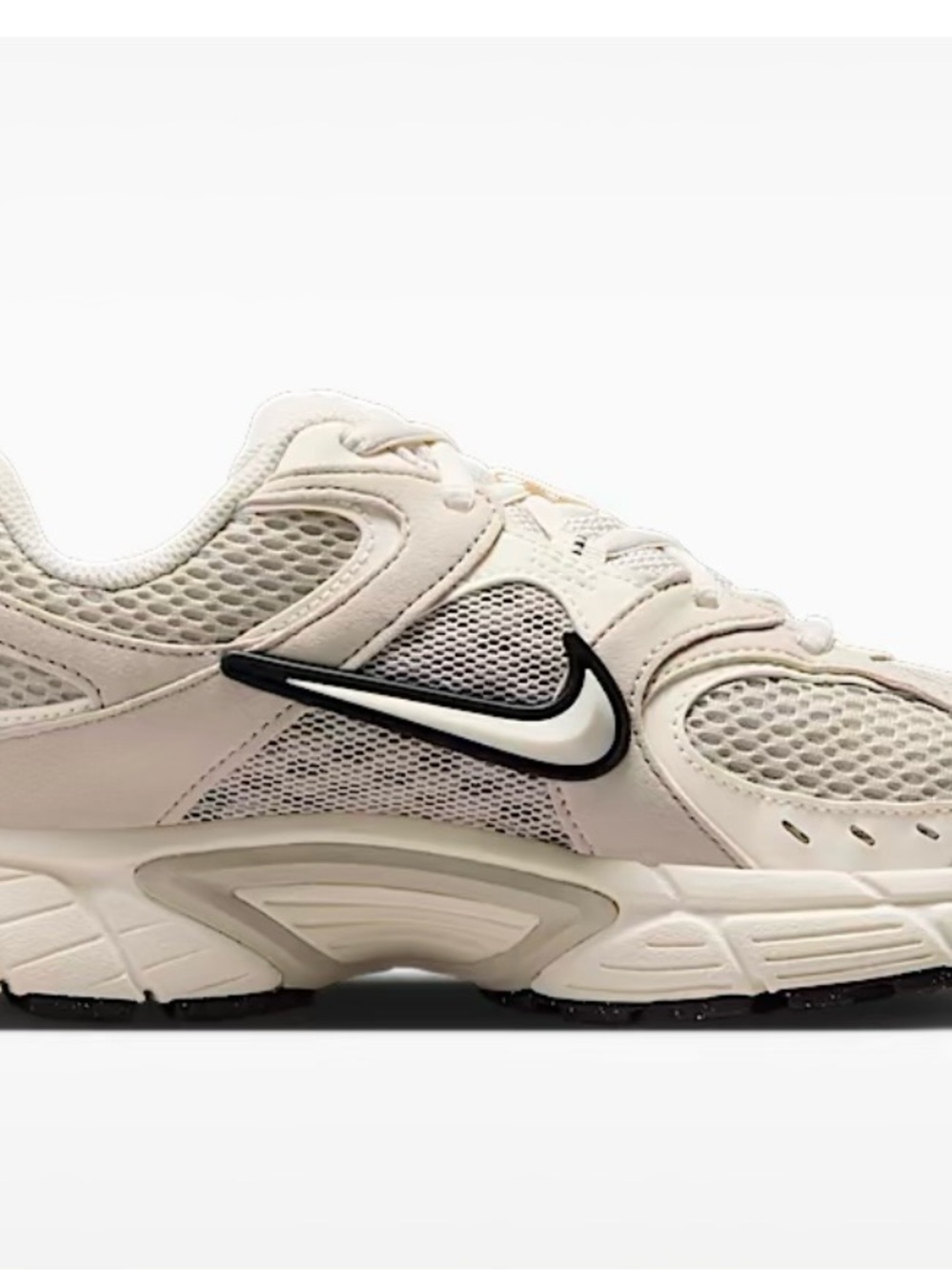 Nike V5 RNR Off-White Mesh Trainers with Black Swoosh - Picture 2 of 7